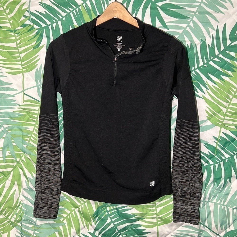 Jilla workout black king sleeve shirt size M